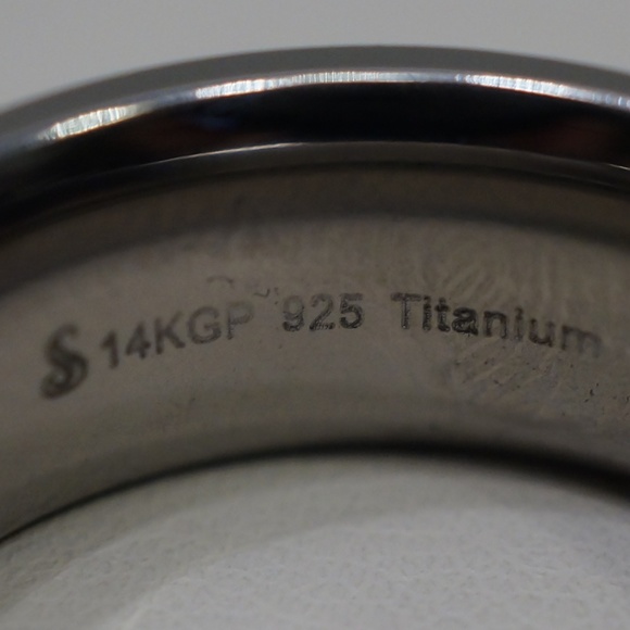 Titanium & Sterling Silver 925 Flat Band W/Diamond - Picture 6 of 6